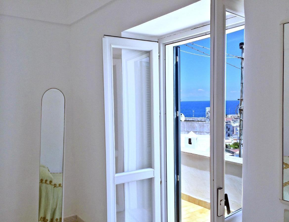 Maridea - Turritella Apartment Ponza Ngoại thất bức ảnh